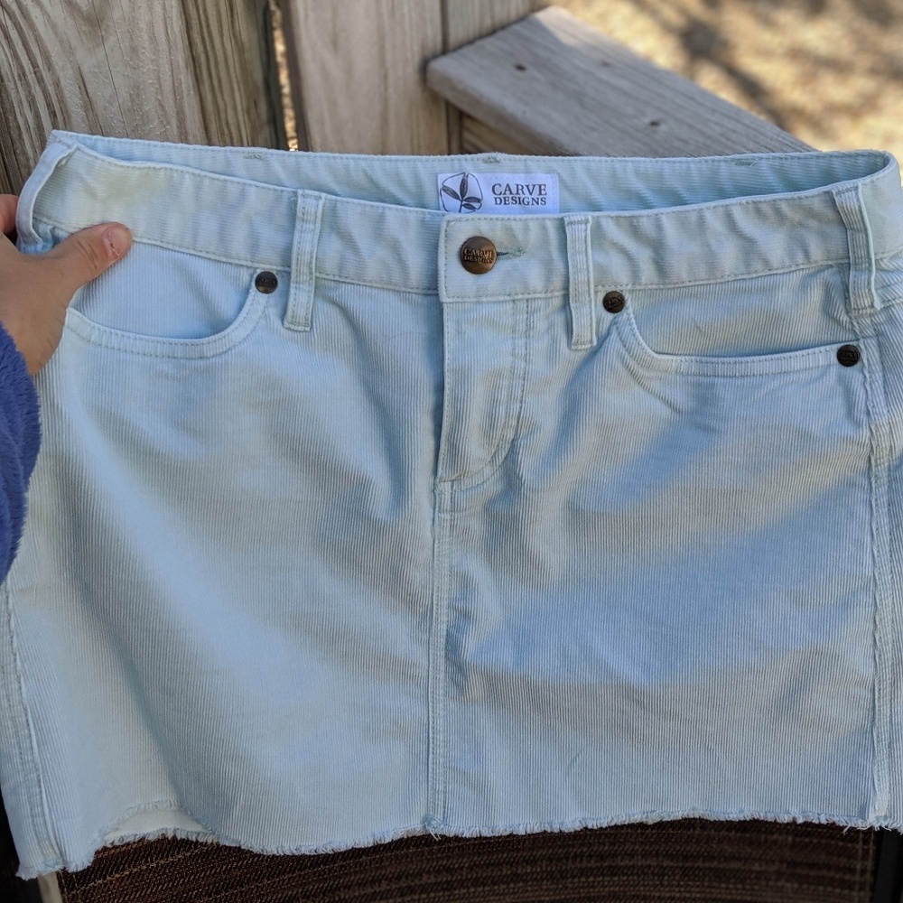 Women's carved design corduroy skirt